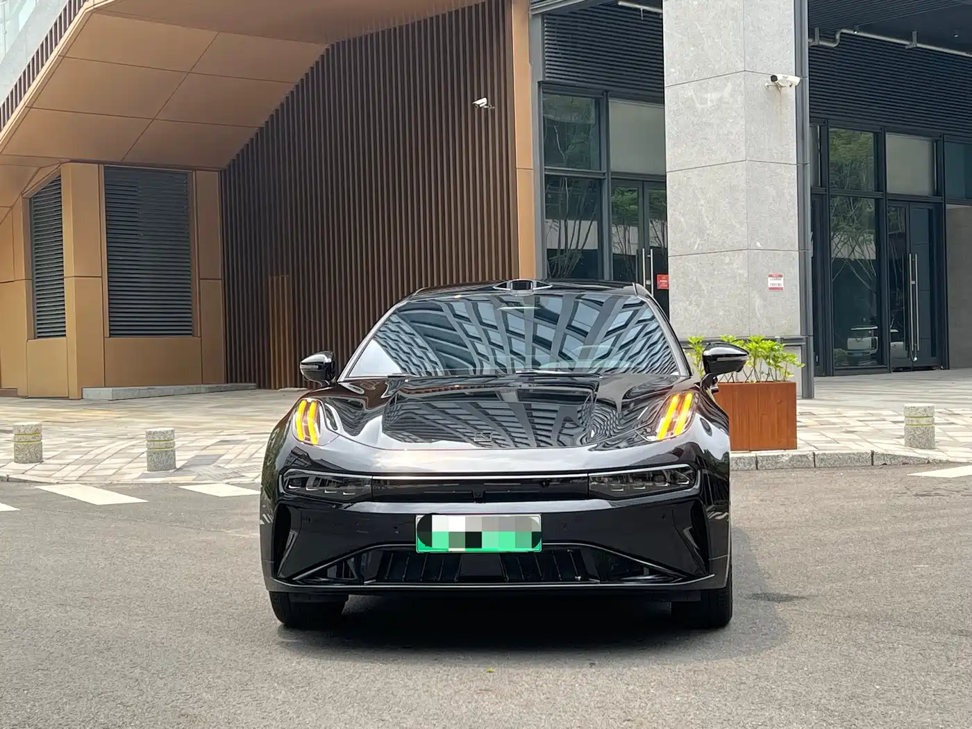 ZEEKR EXTREME KRYPTON 001