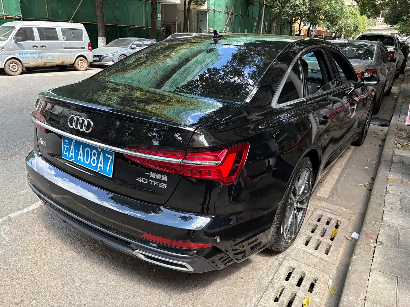 Photo 4 - Audi A6L