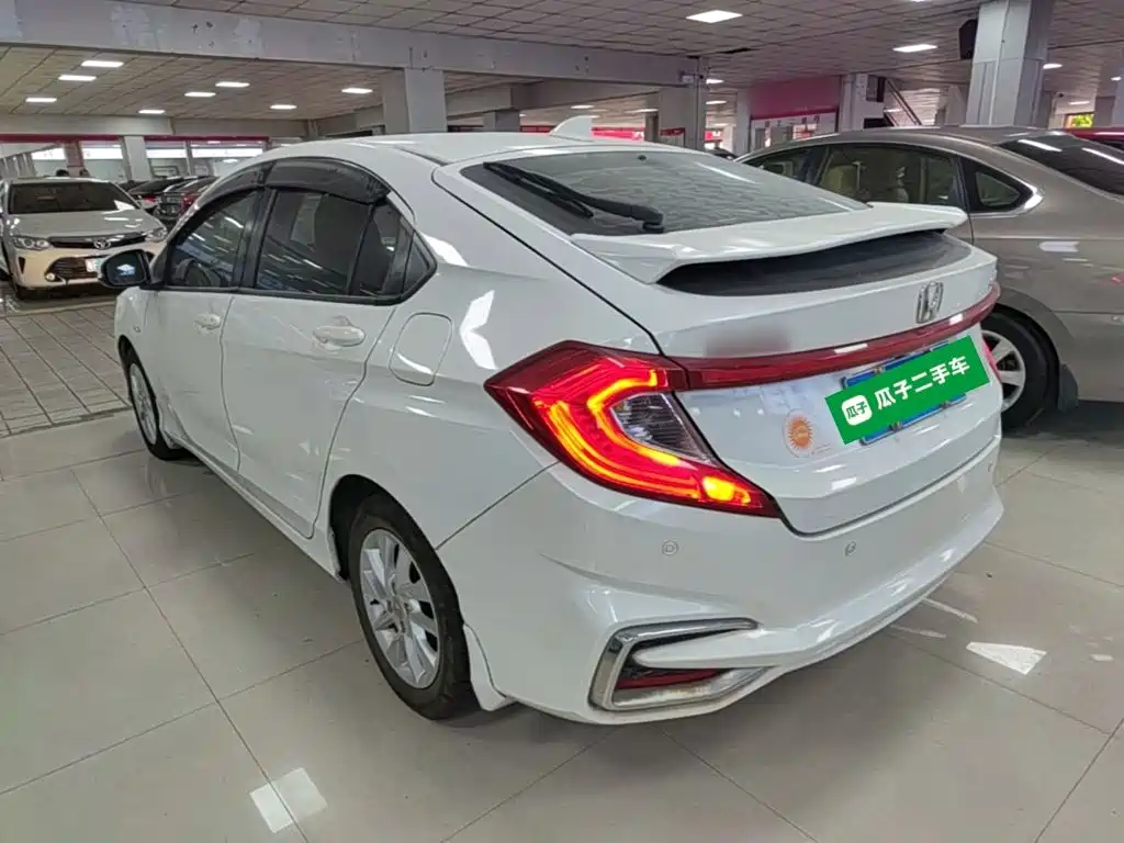 Honda Gienia 2017 2017 1.5L CVT Classic Edition
