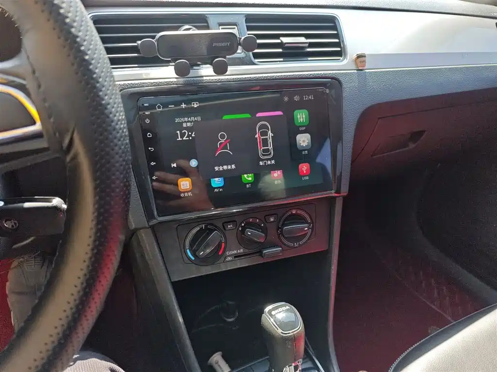 Škoda Rapid 2019 1.5L Automatic Comfort China V фото 13