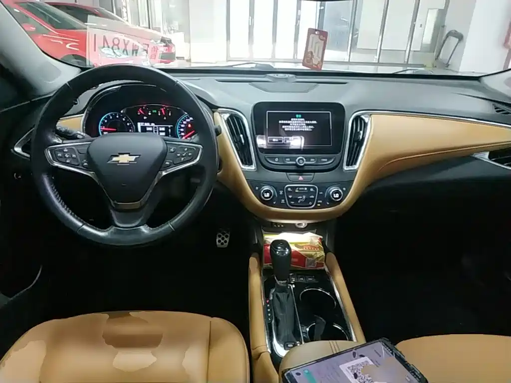 Фото 10 - Chevrolet Malibu XL