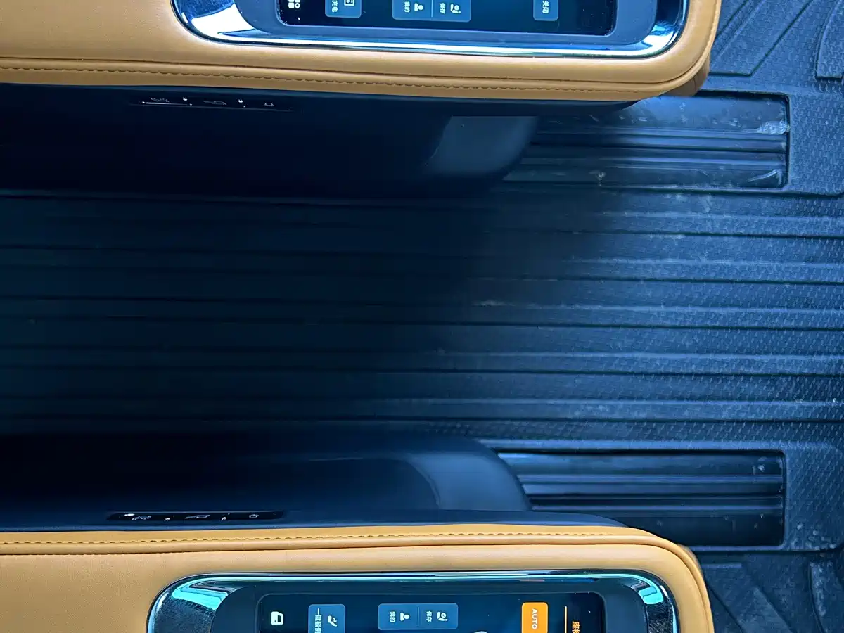 GEELY GALAXY WING TRUE L380