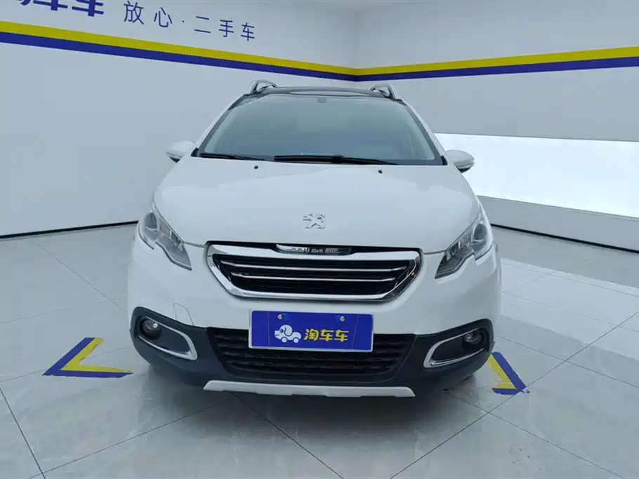 Peugeot 2008 2014 1.6L Automatic Fashion Edition фото 2