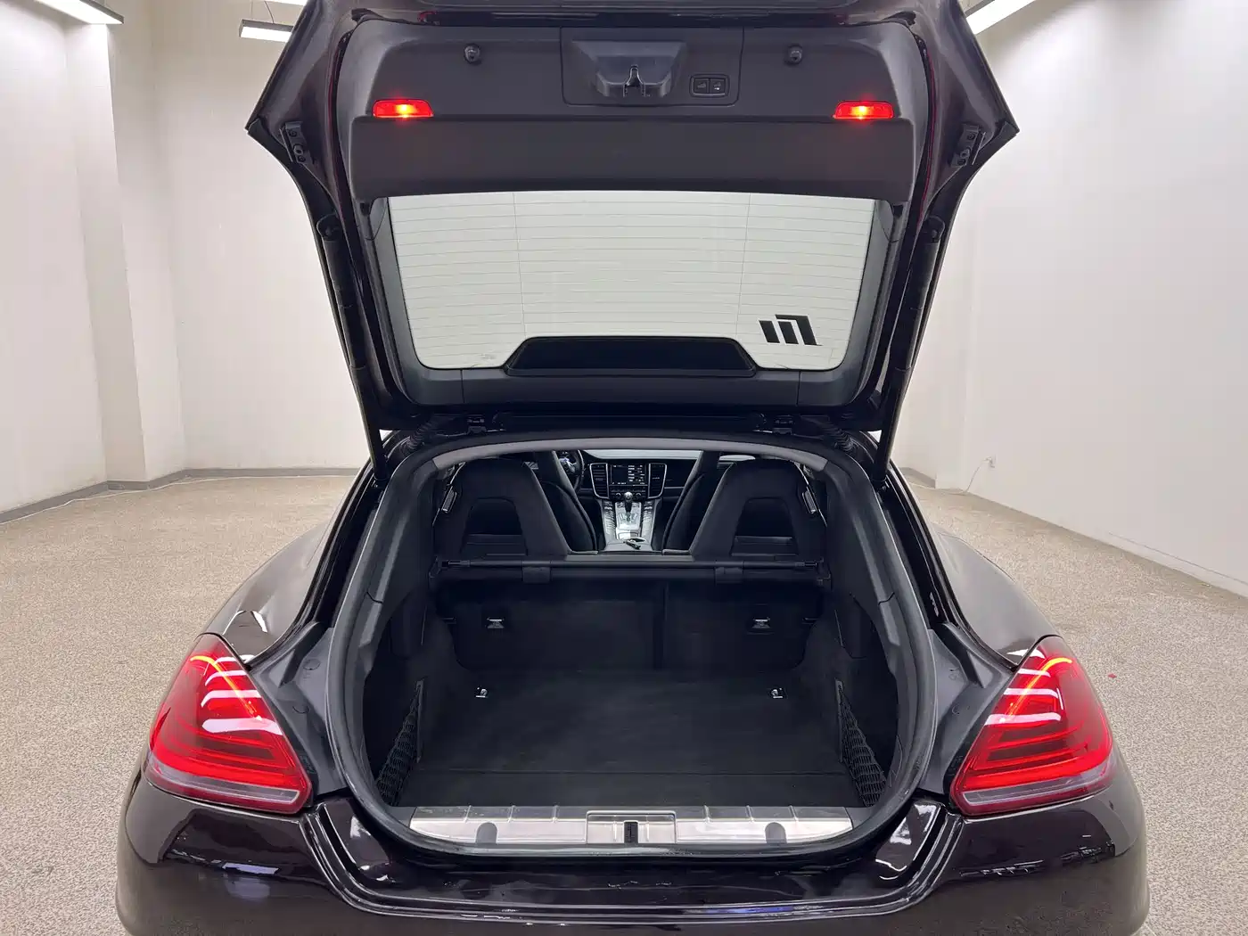 Porsche Panamera 2014 Panamera 3.0T фото 37
