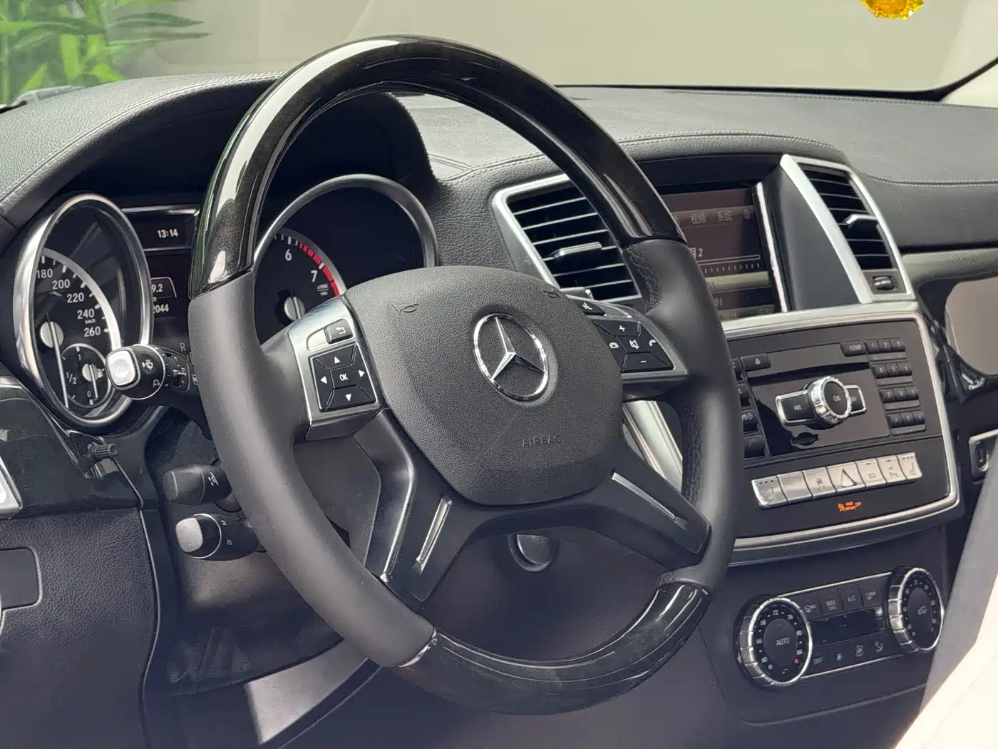Mercedes-Benz GL-Class 2015 GL 400 4MATIC Sport фото 7