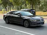 Фото 3 - Volkswagen Phideon