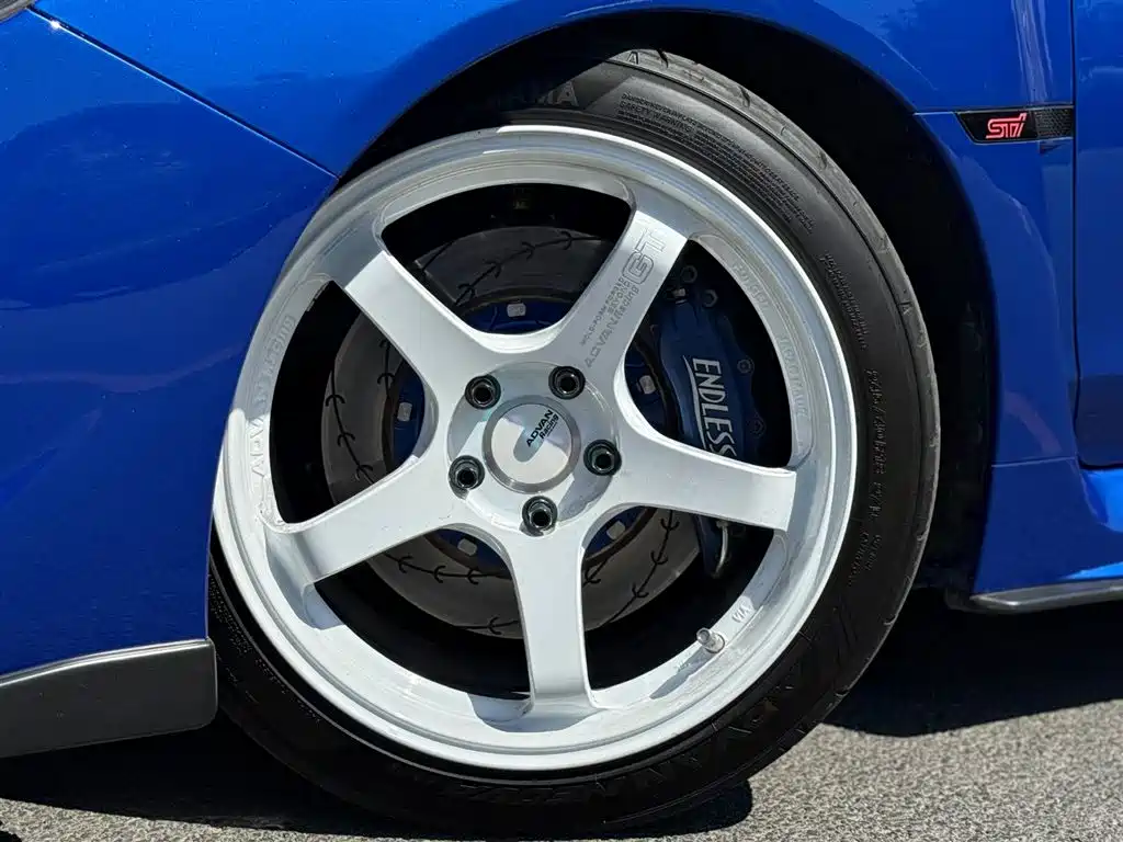 Subaru Impreza 2014 2.5T WRX STi Sedan фото 28