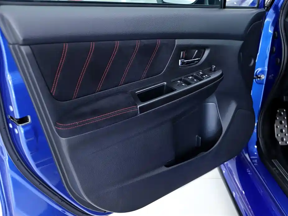 Photo 20 - Subaru Impreza