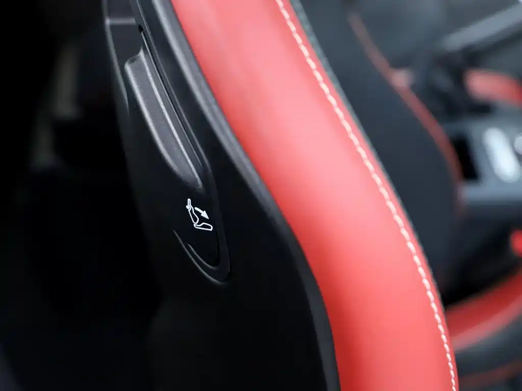 Photo 17 - Subaru Impreza