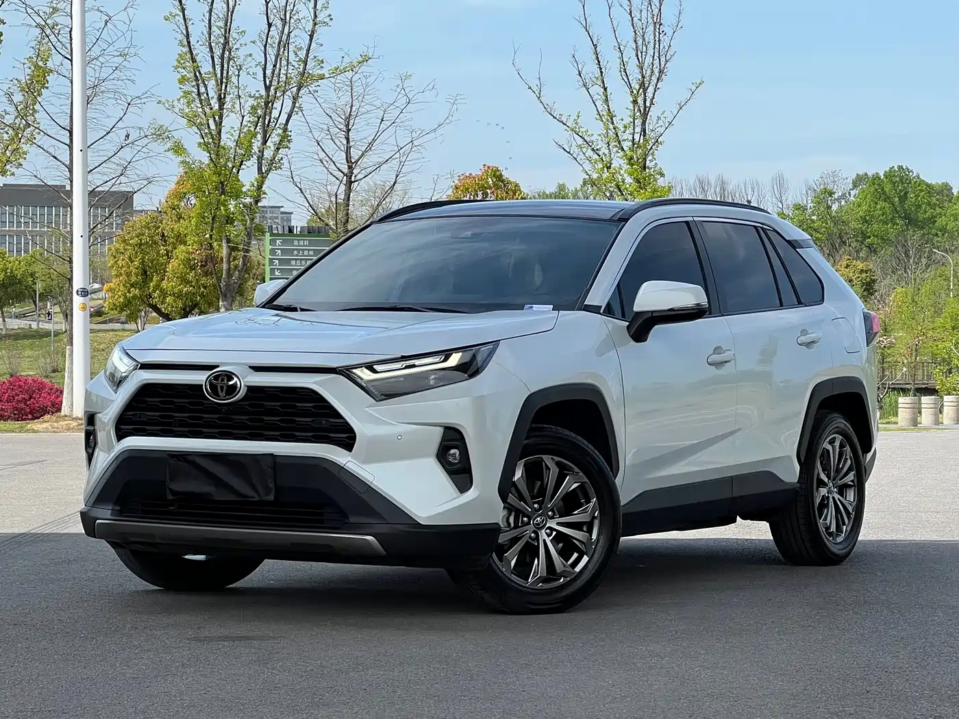 Toyota RAV4 Rongfang 2023 2.0L CVT FWD Style Plus Edition