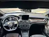 Photo 19 - Mercedes-Benz CLA (Import)