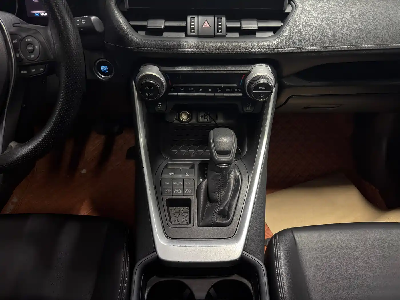 Toyota Wildlander 2020 2.0L CVT AWD Luxury Edition фото 12