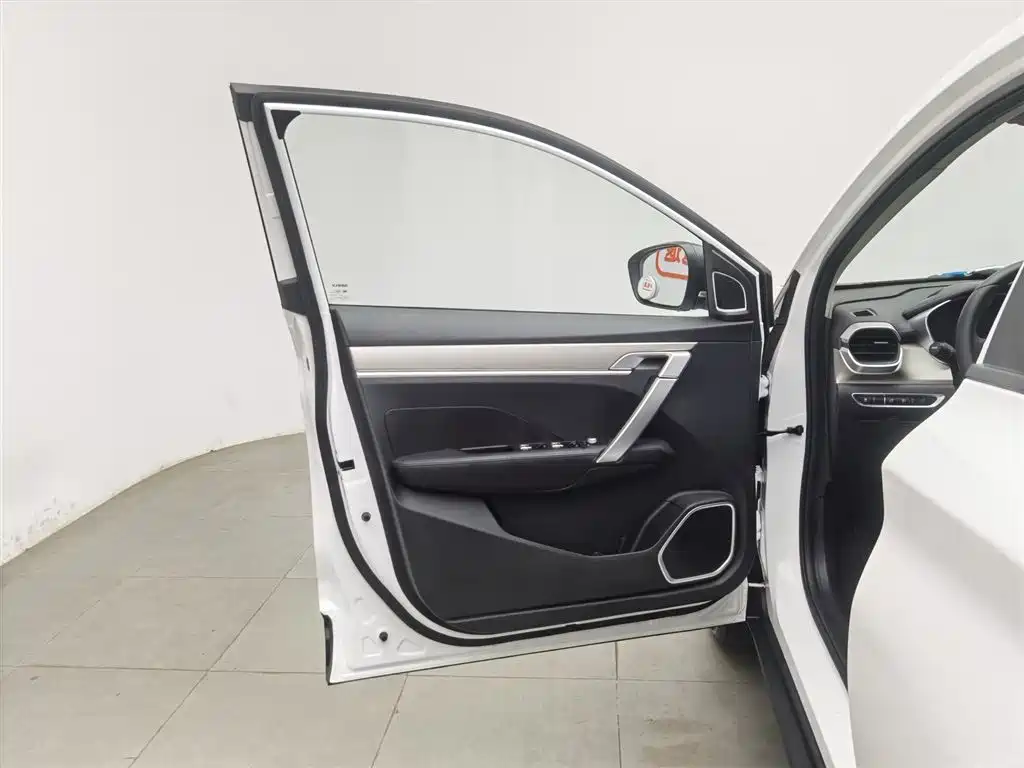 GEELY AUTOMOBILE BINYUE