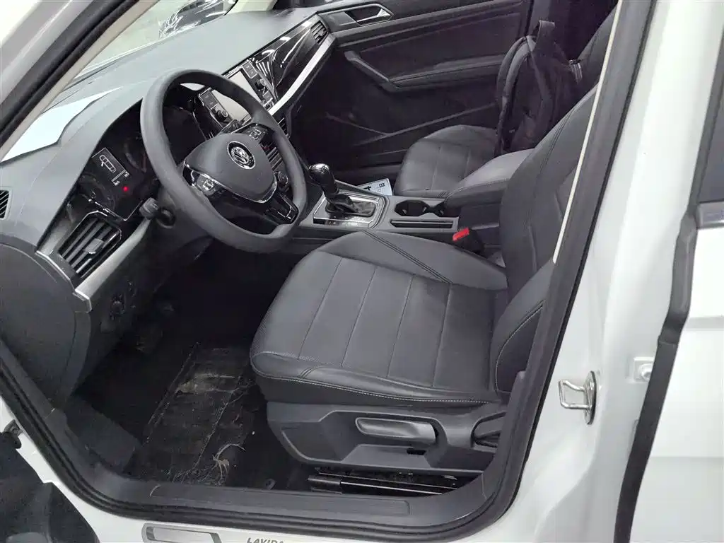 Volkswagen Lavida 2018 1.5L Automatic Comfort Version China V фото 11