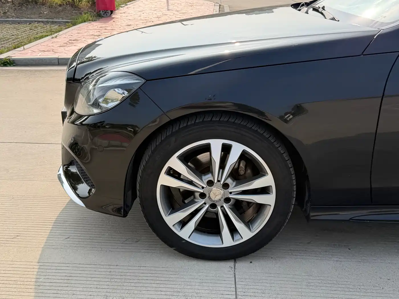 Mercedes-Benz E-Class 2015 E 260 L Sport фото 8