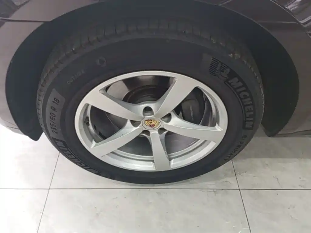 Фото 23 - Porsche Macan