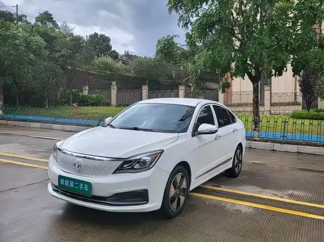 Dongfeng Aeolus Dongfeng Fengshen E70 2021