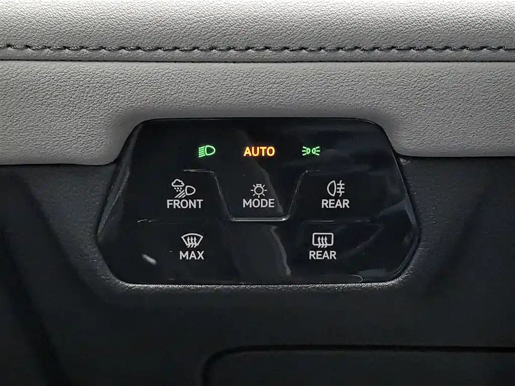 Volkswagen Teramont 2024 380TSI 4WD Prestige Luxury Edition фото 21