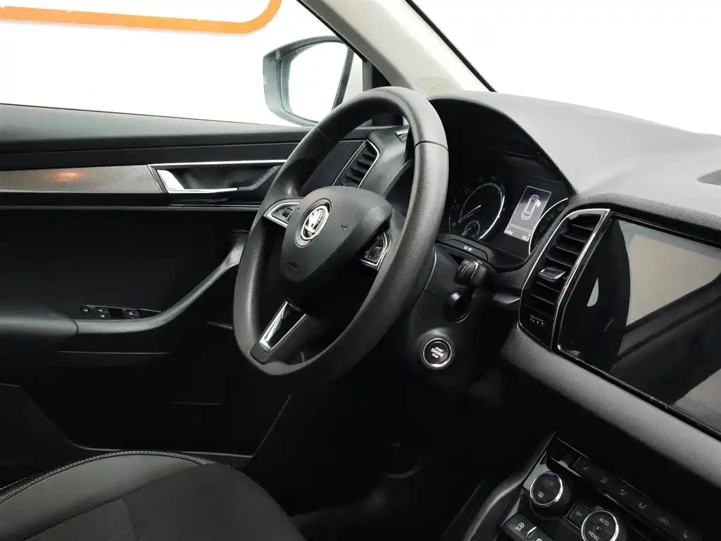Škoda Karoq 2019 TSI280 Smart Drive Premium Edition China VI фото 22