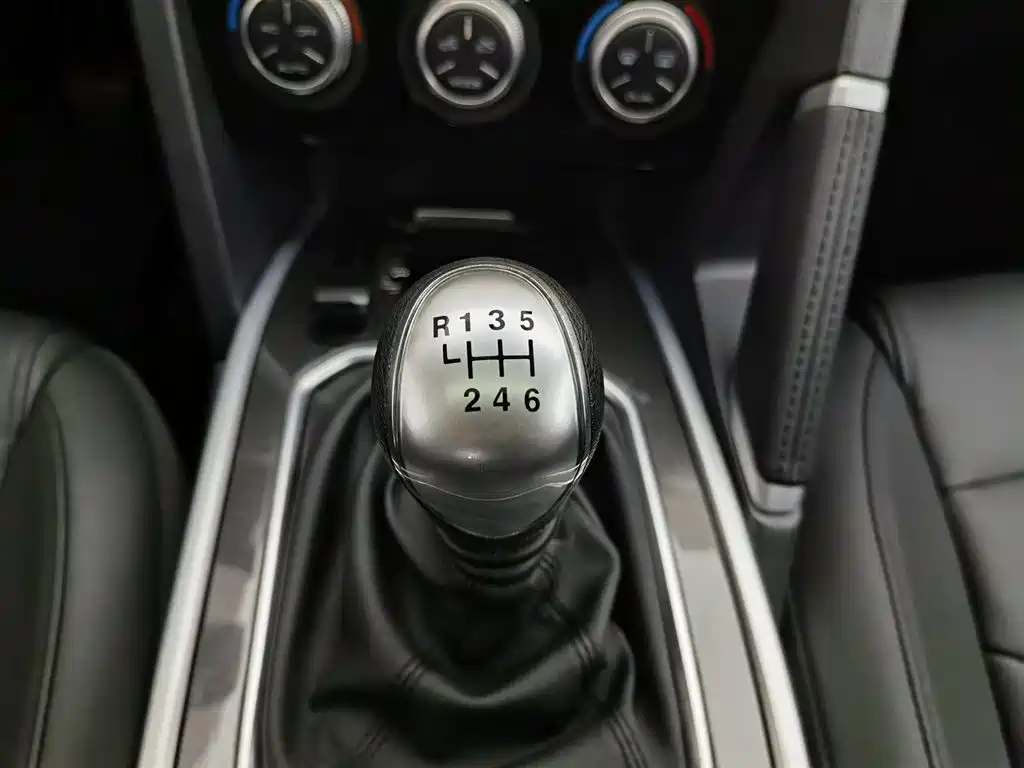 Haval H6 2019 Sport 1.5T Manual 2WD Elite (China VI) фото 13
