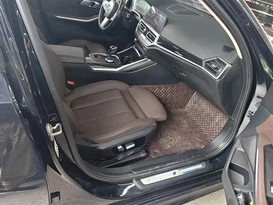 BMW 3 Series 2021 Facelift 325Li M Sport Package фото 8