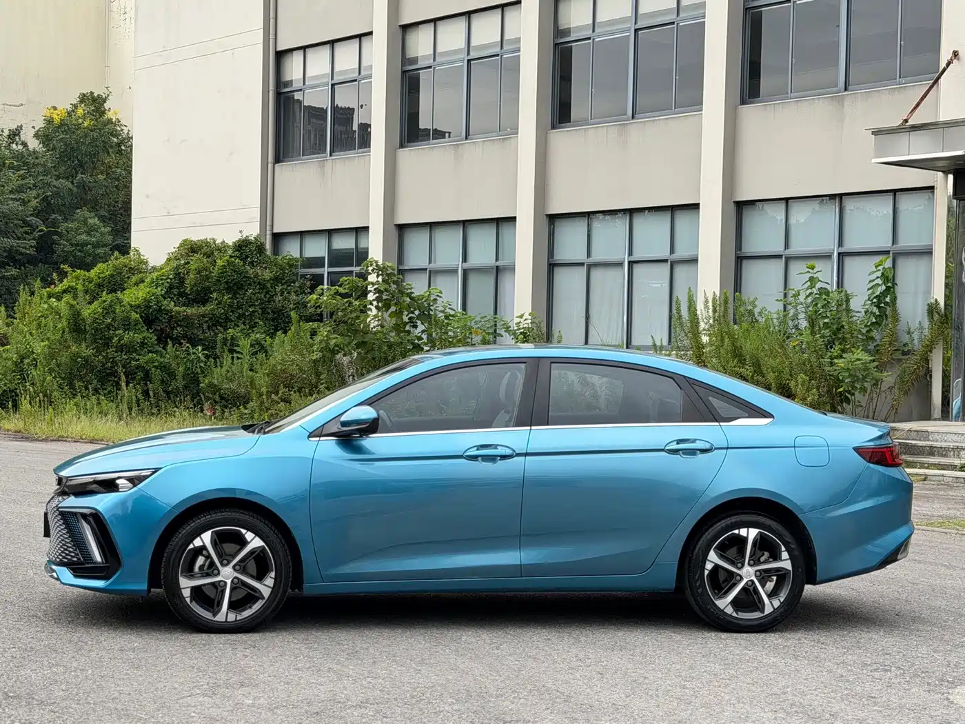 Geely Emgrand L 2022 2022 1.4T CVT Prestige Type