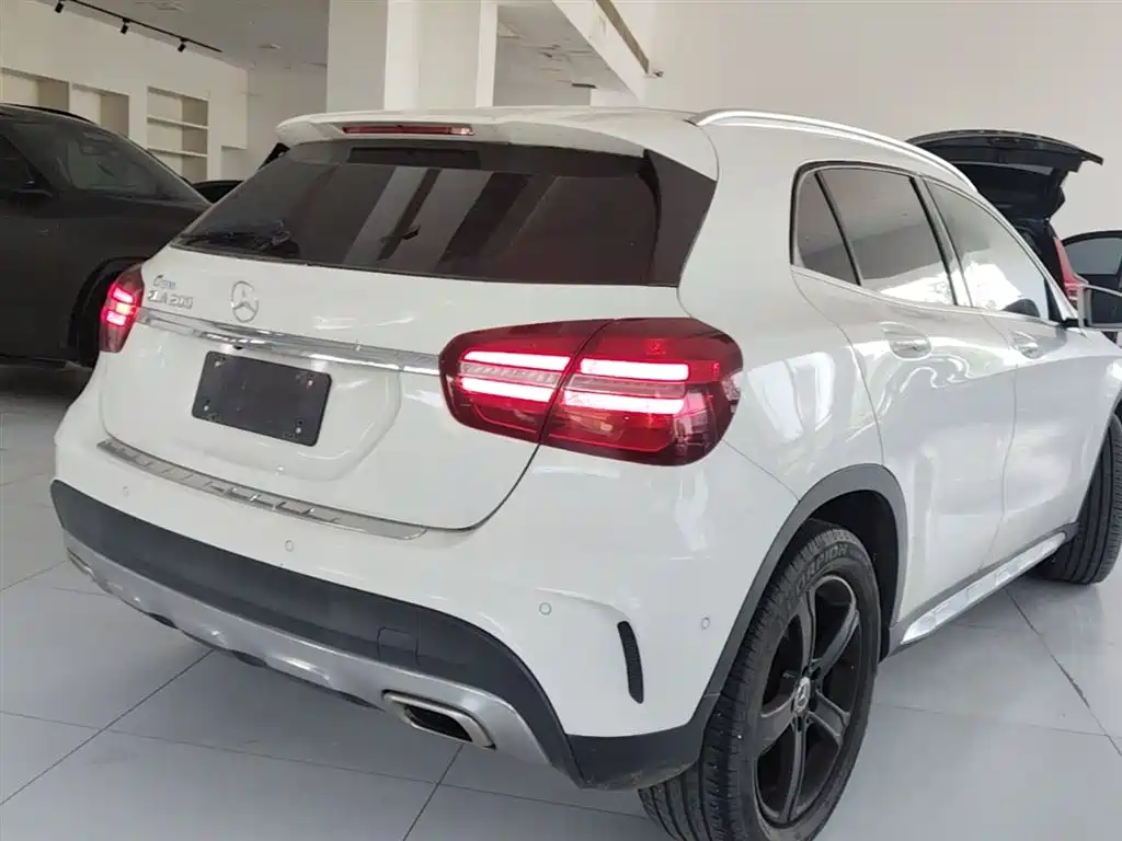 Mercedes-Benz GLA 2019 GLA 200 Fashion фото 5