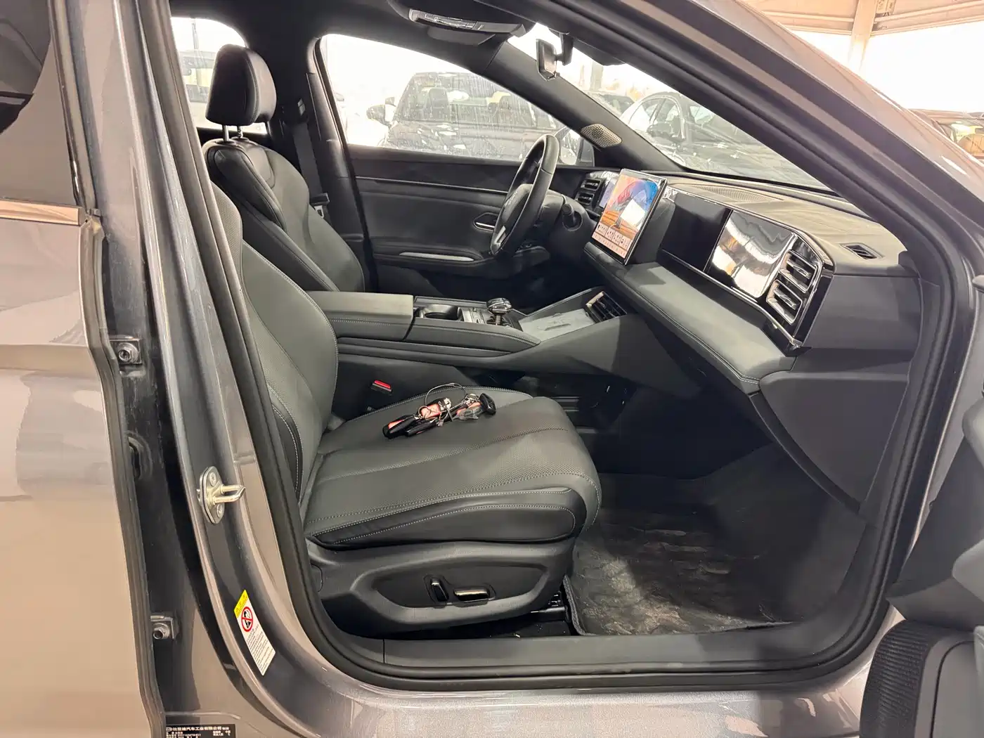 BYD Qin L 2025 DM-i Smart Drive Edition 120KM Surpassing фото 17