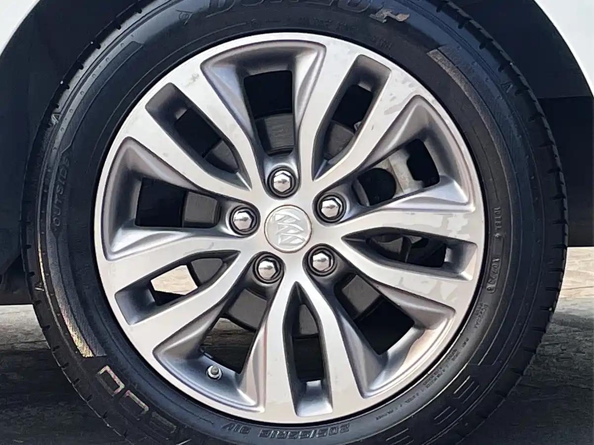 Фото 21 - Buick Excelle