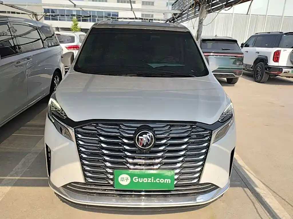 BUICK GL8