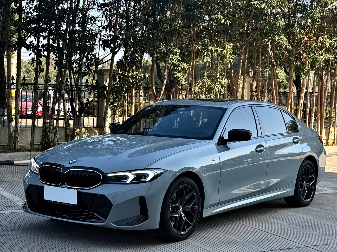 BMW 3-SERIES