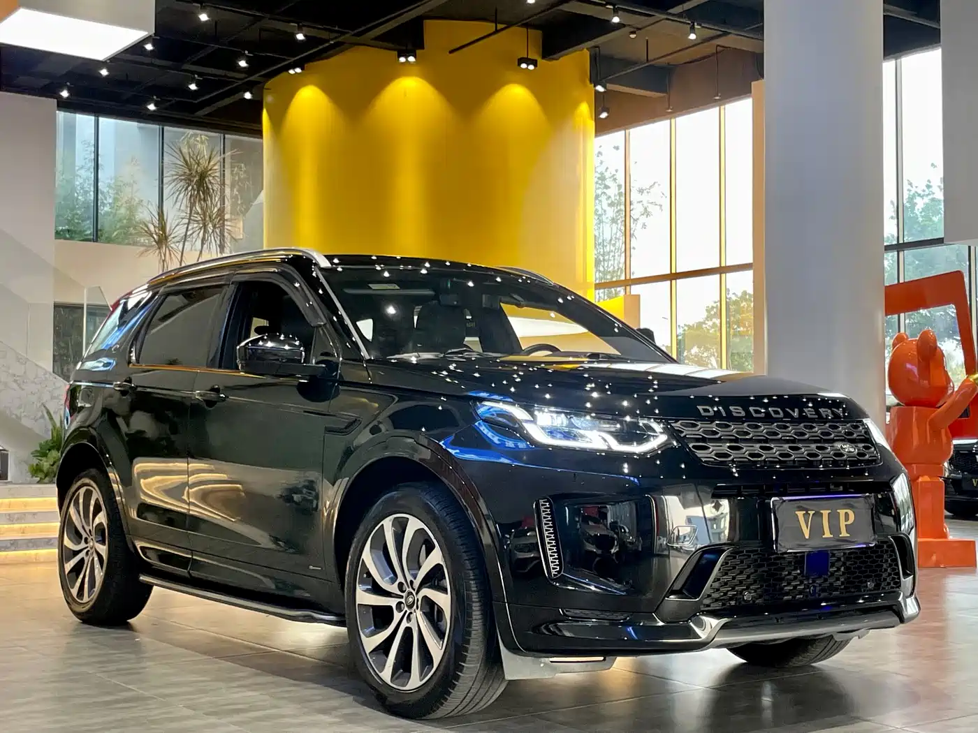 LAND ROVER DISCOVER SPORTS