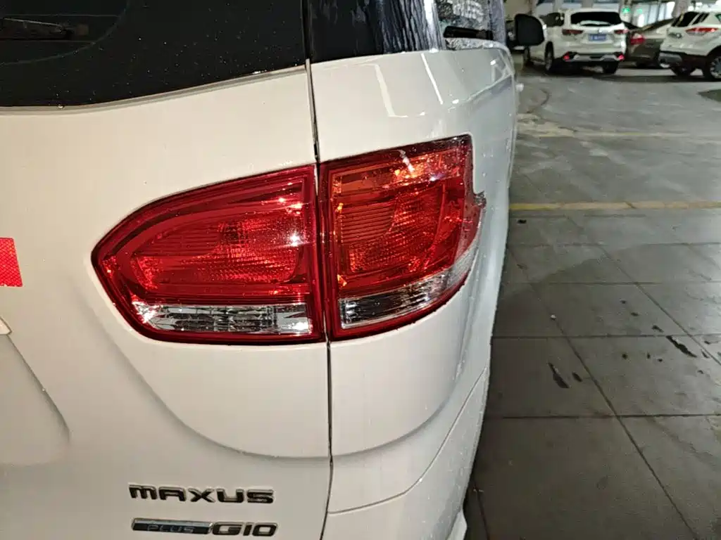 SAIC Maxus Maxus G10 2019 2018 PLUS 2.0T Auto Smart Enjoyment Edition