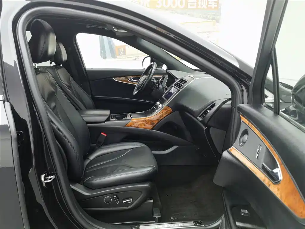 Lincoln Nautilus (Import) 2019 2.0T 4WD Zunya Edition China V фото 23
