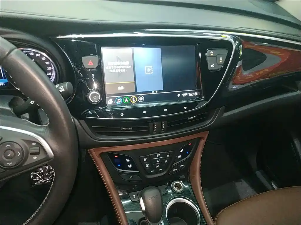 Buick Envision Plus 2020 20T FWD Luxury фото 13