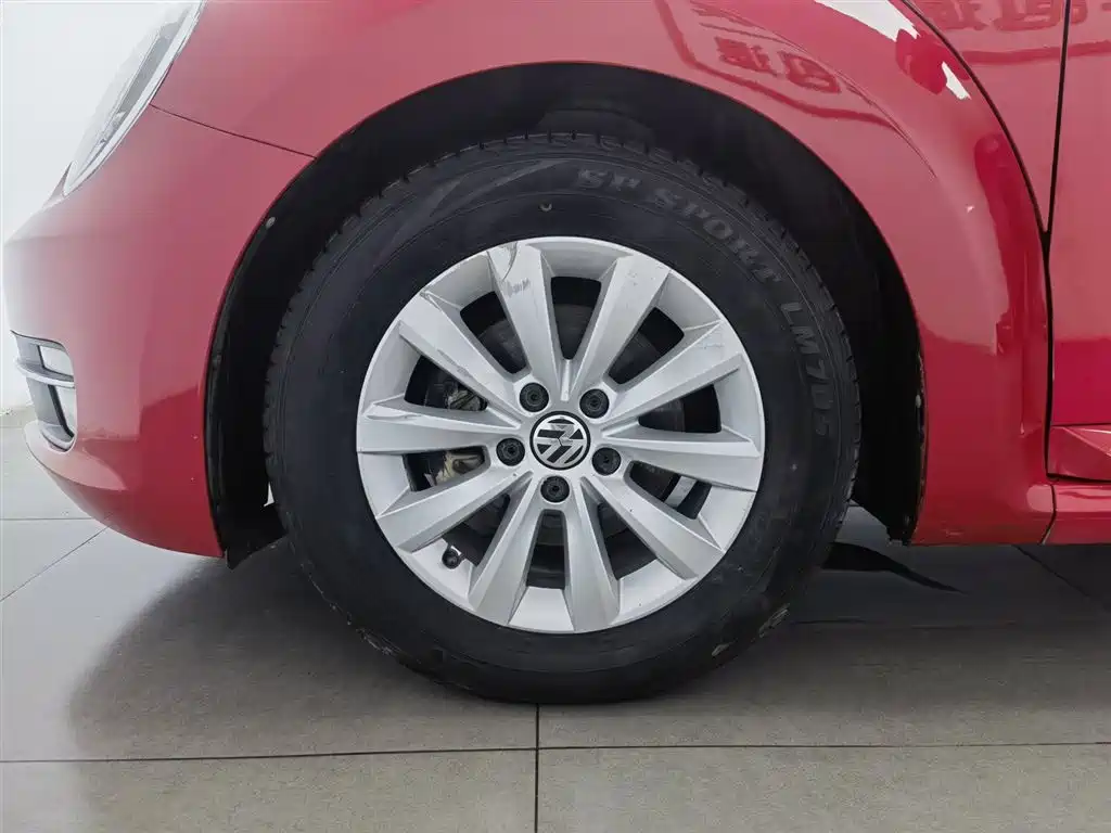 Volkswagen Beetle 2015 180TSI фото 17