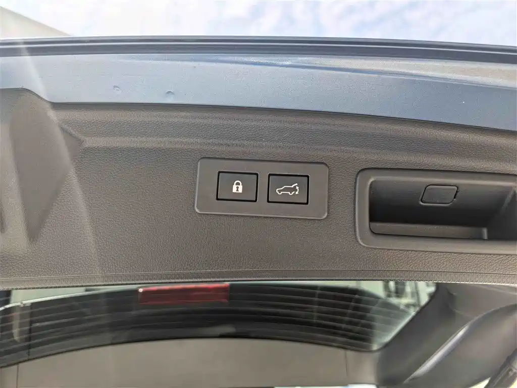 Subaru Forester 2022 2.0i AWD Flagship Edition with EyeSight фото 37