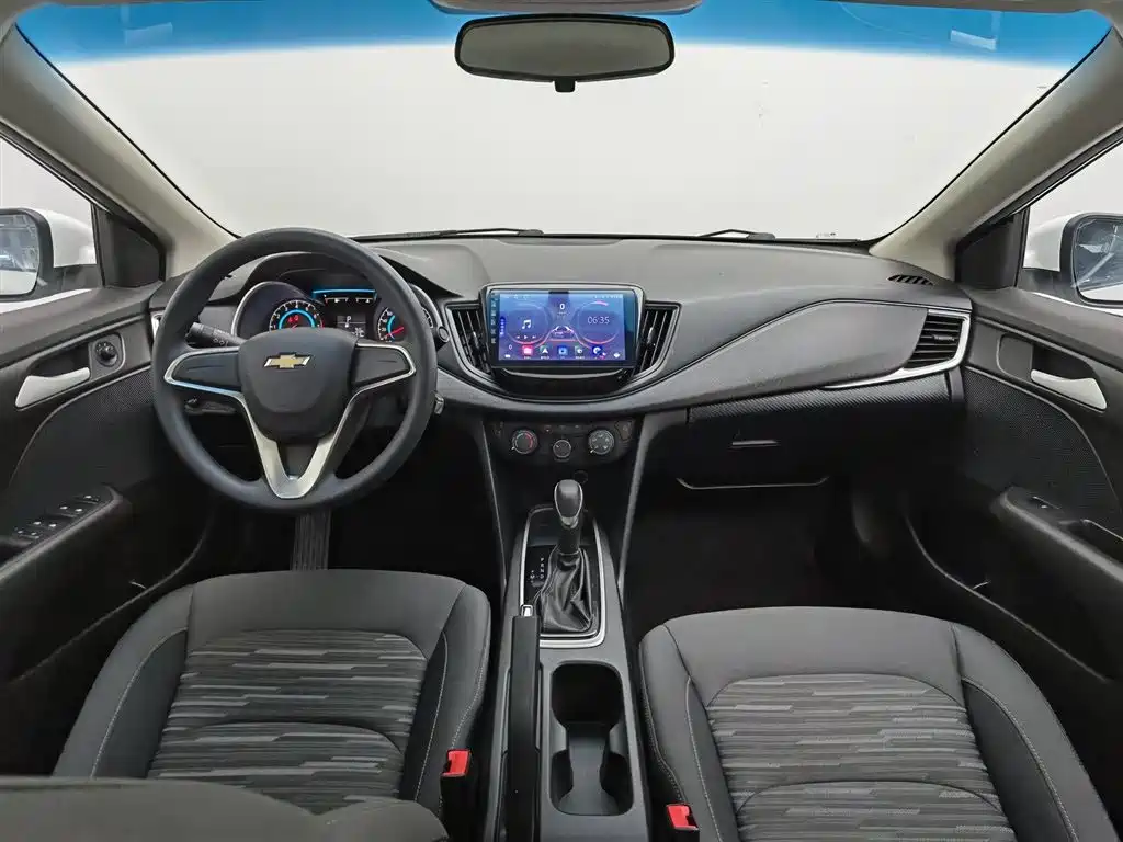 Chevrolet Cavalier 2019 320 Auto Sunroof Enjoyment Edition фото 5