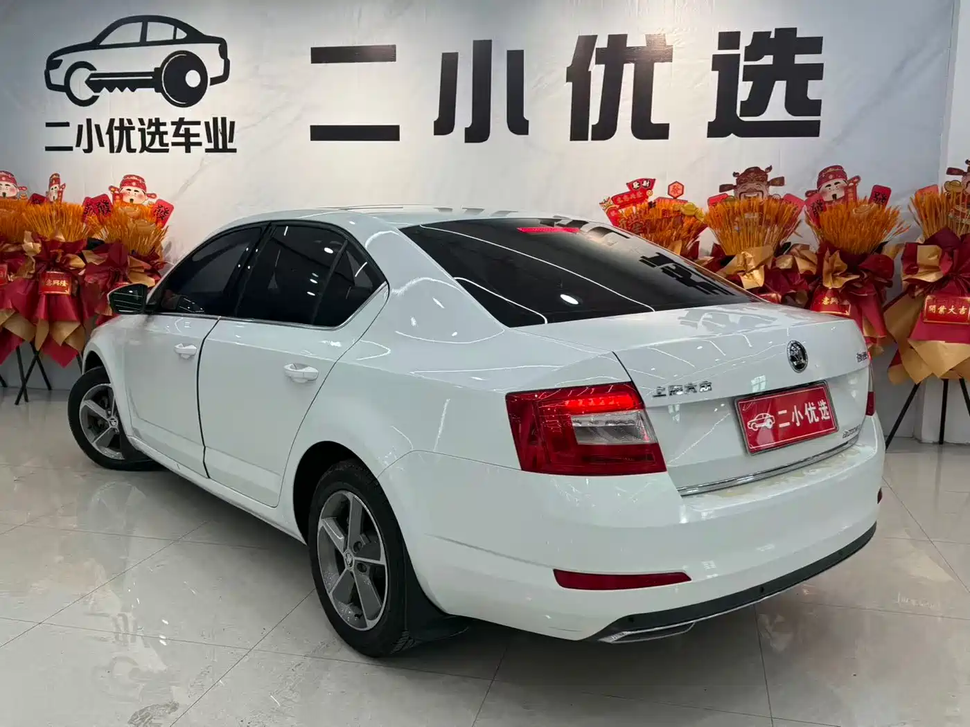Škoda Octavia 2016 1.6L Automatic Smart Edition фото 15