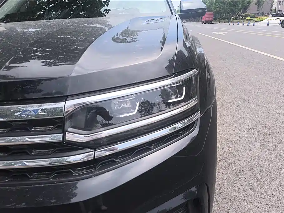 Volkswagen Teramont 2019 Model Teramont X 380TSI 4WD Prestige Luxury Edition фото 5