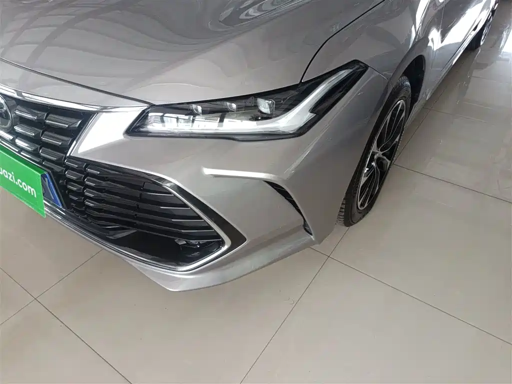 Toyota Avalon 2022 2.0L Luxury Edition фото 24