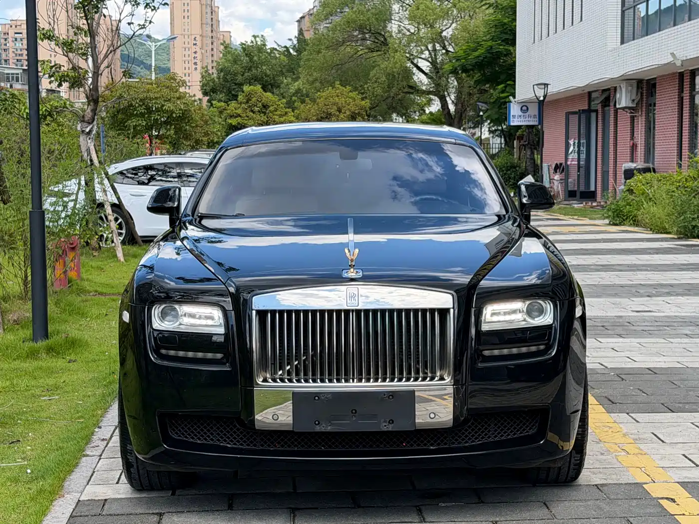 Photo 4 - Rolls-Royce Ghost
