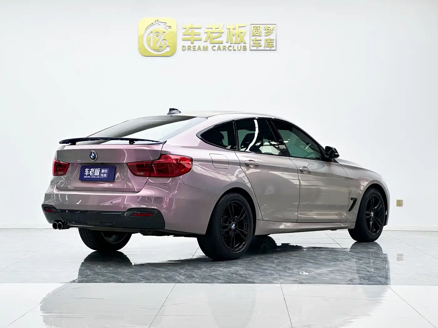 BMW 3 Series GT 2017 320i M Sport фото 4