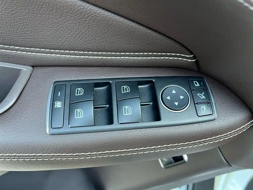 Mercedes-Benz GLE 2016 GLE 400 4MATIC фото 15