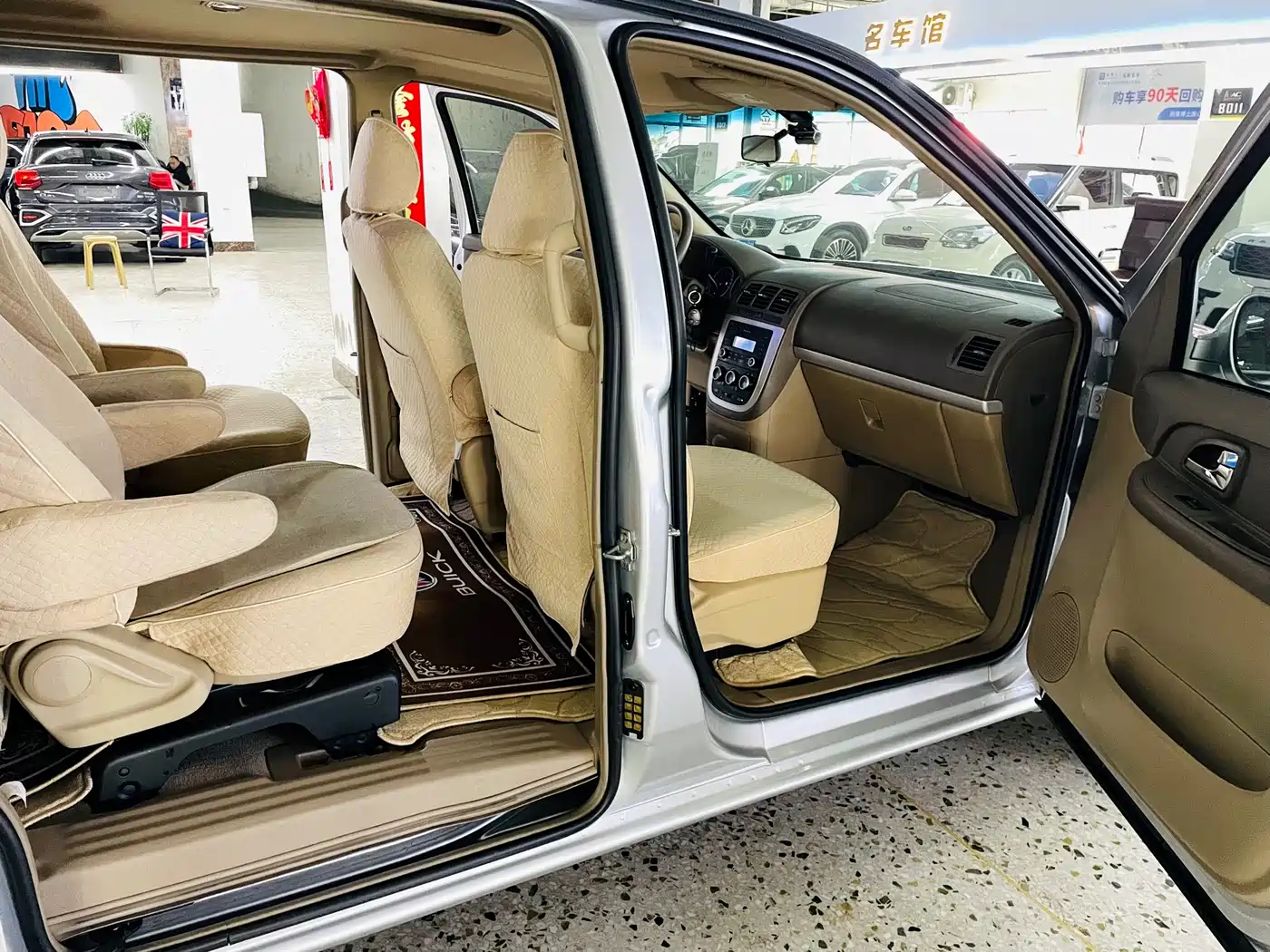 Buick GL8 2013 2.4L Classic фото 6