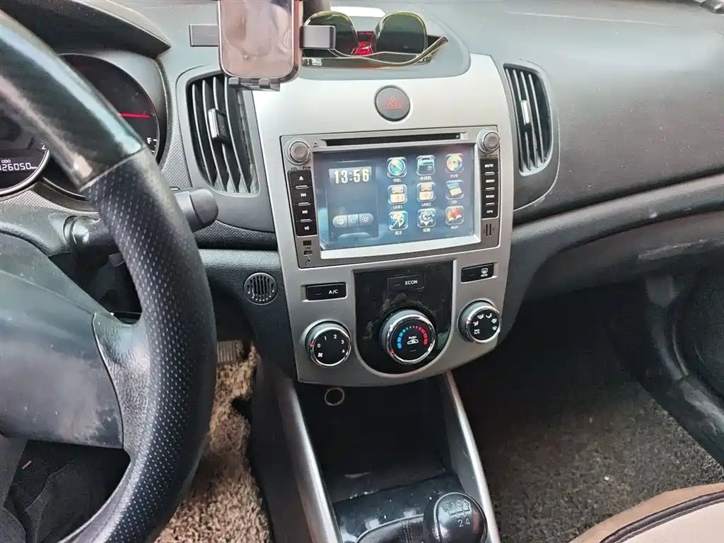 Kia Forte 2014 1.6L MT GL фото 6