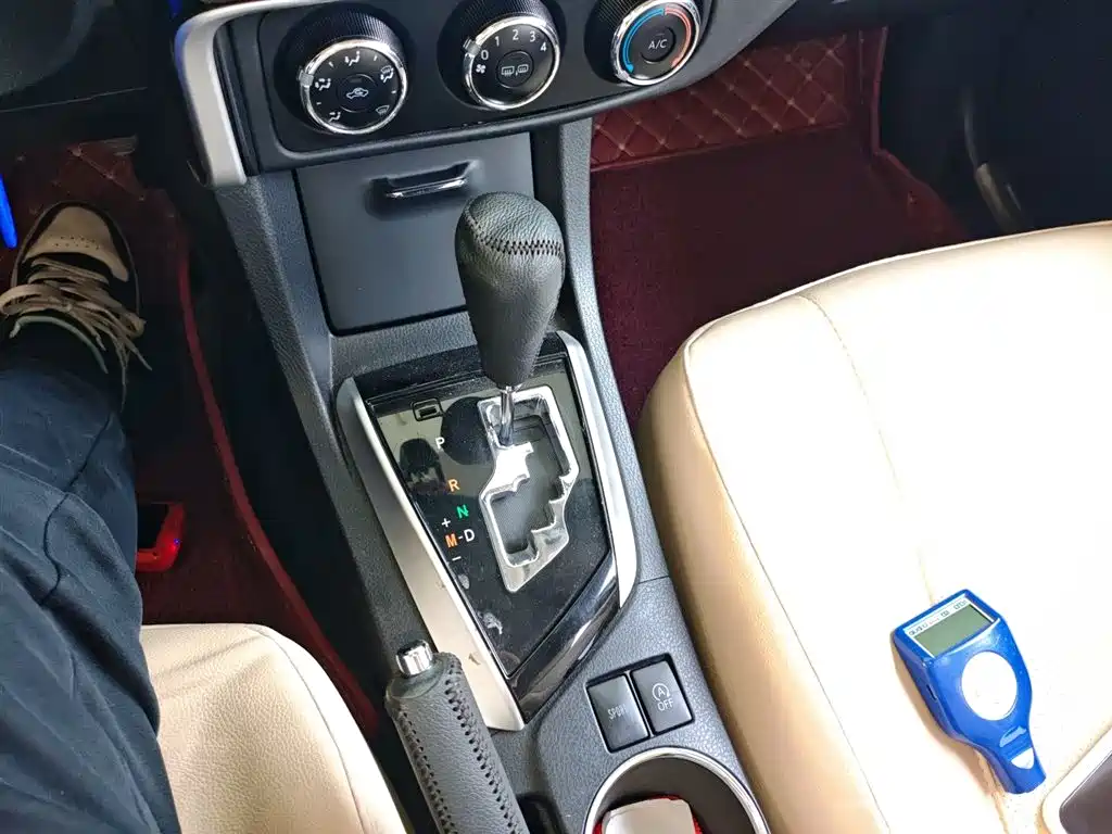Toyota Corolla 2017 Facelift 1.2T S-CVT GL фото 14