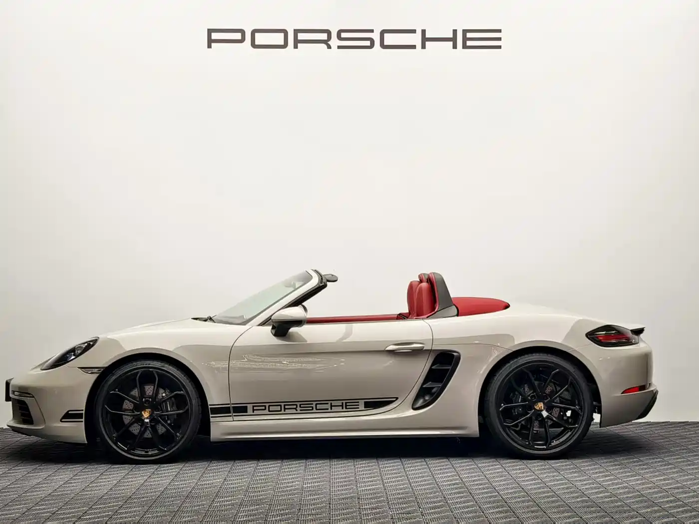 2026 Porsche 718