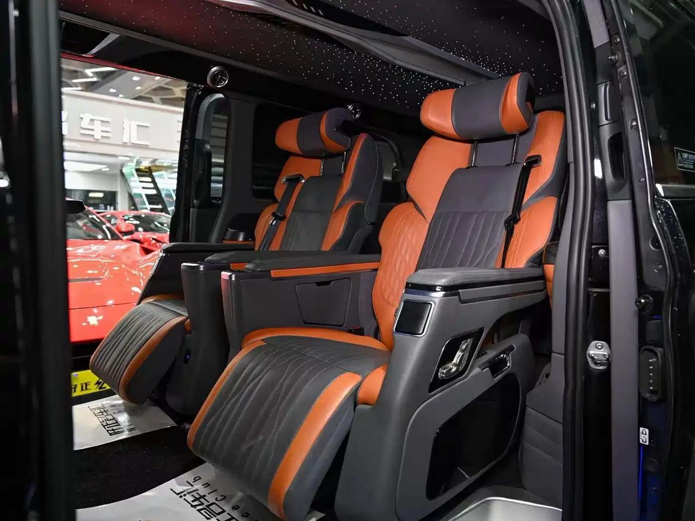 Mercedes-Benz Vito 2021 2.0T Business Edition 7-seater фото 15