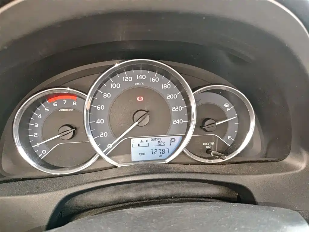 Toyota Corolla 2017 Facelift 1.2T S-CVT GL фото 12